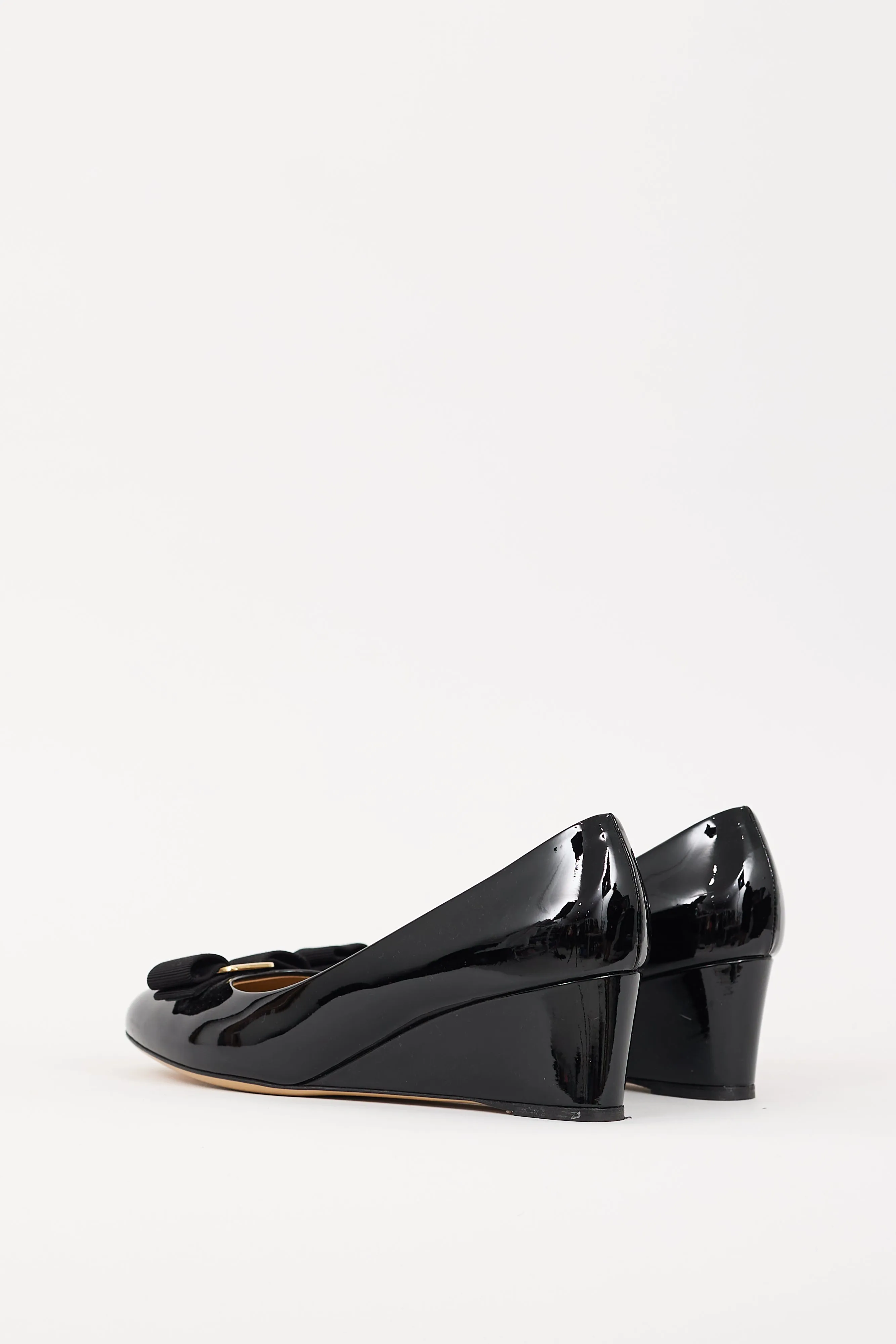 Black Patent Leather Vara Bow Wedge