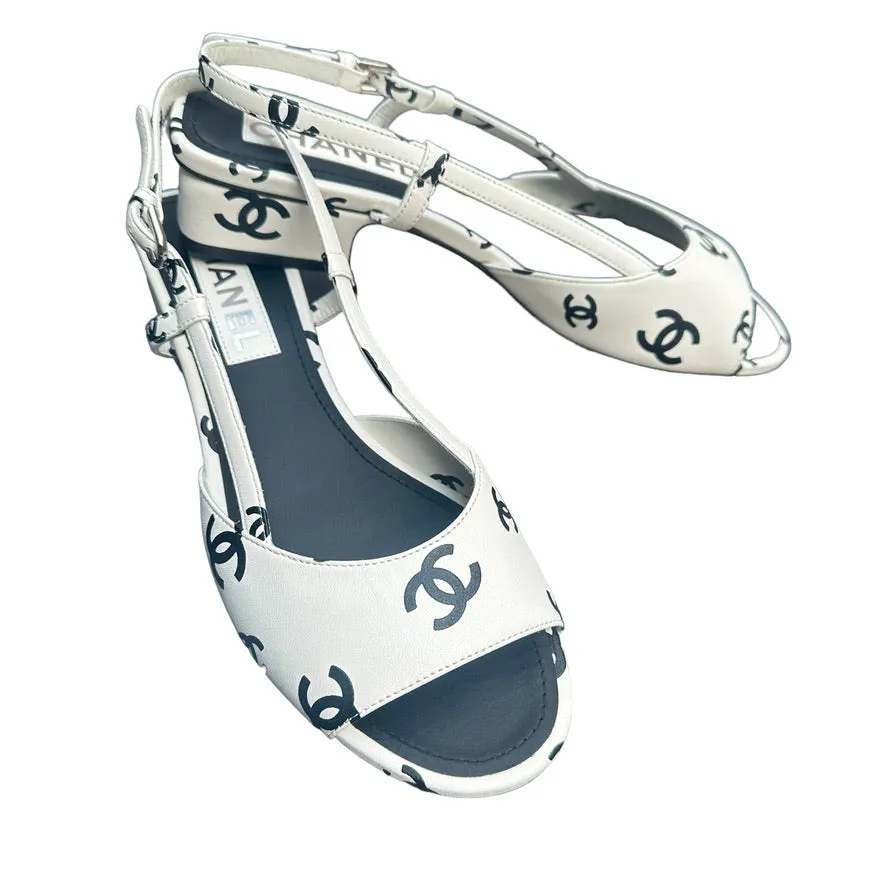Logo Leather Sandals - 8